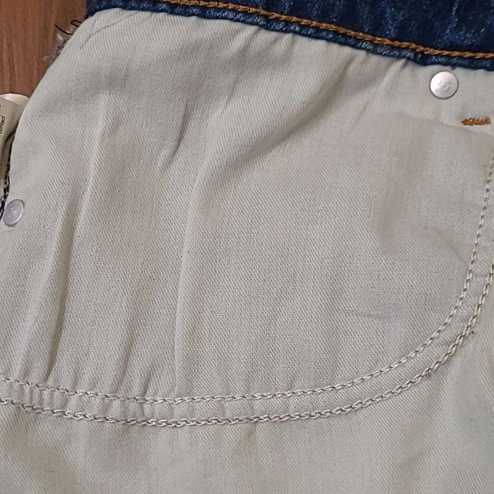 PILCRO Denim Blue Women‎ Shorts perfecc for summer used good condition.